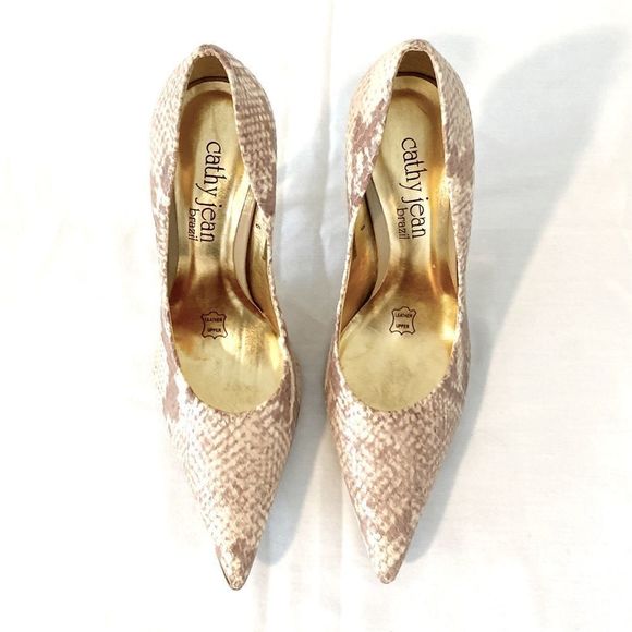Cathy Jean Tan and Cream Snake Stiletto Pointed Toe Pump - Picture 5 of 6